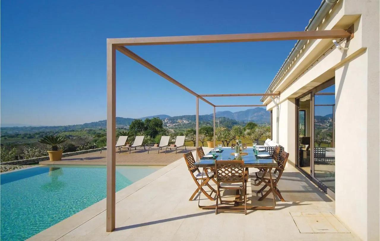 4 Bedroom Stunning Home In Moscari Ισπανία